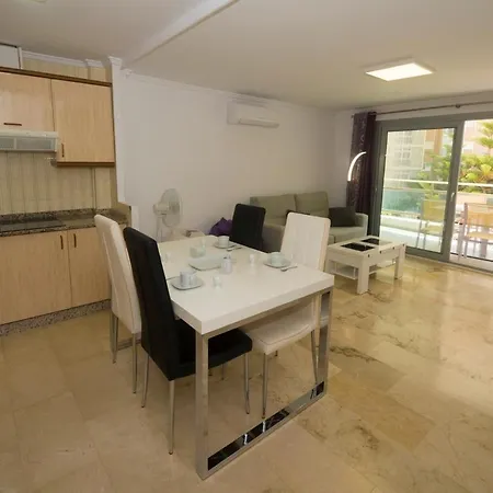 Frentemar 202 - Apartment On The Beach, Calpe Daire
